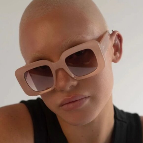 Otra Eyewear Women's Bella Squared Sunnies - Picture 1 of 9